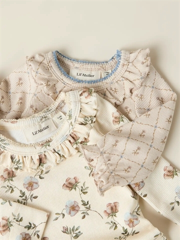 Lil Atelier Body Gavo Els Turtledove Flowers